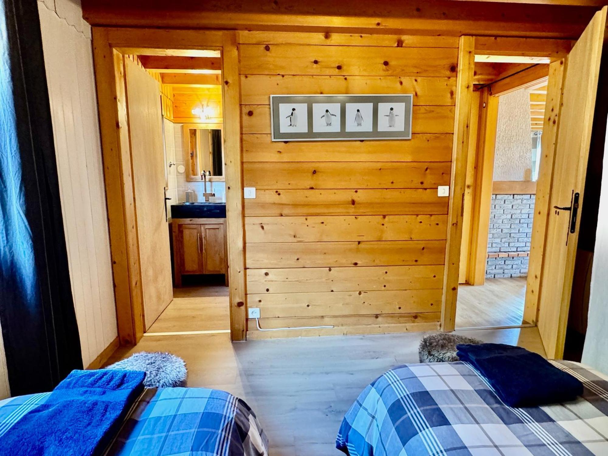 Charming, Cosy Chalet Nestled In A Breathtaking Surrounding With Spectacular, Stunning Mountain Views La Chapelle-d'Abondance Luaran gambar