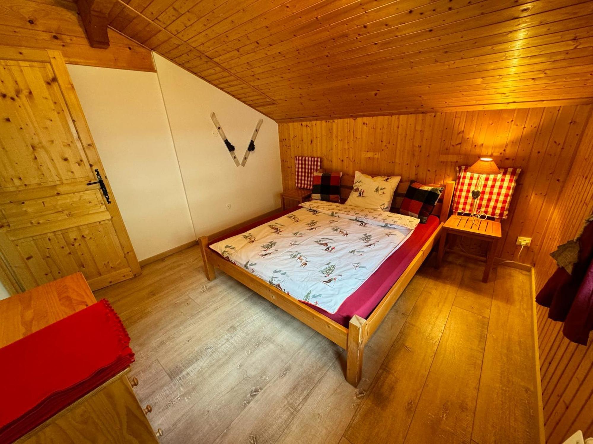 Charming, Cosy Chalet Nestled In A Breathtaking Surrounding With Spectacular, Stunning Mountain Views La Chapelle-d'Abondance Luaran gambar