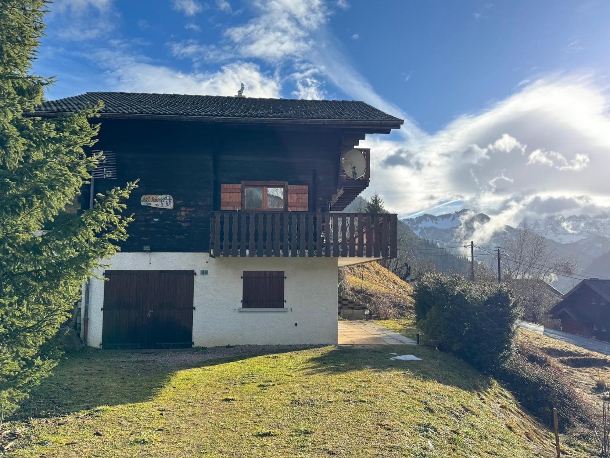 Charming, Cosy Chalet Nestled In A Breathtaking Surrounding With Spectacular, Stunning Mountain Views La Chapelle-d'Abondance Luaran gambar